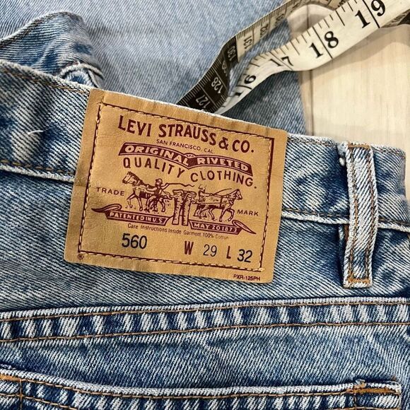 Vintage women’s high rise Levi’s jeans size 29/32 - Picture 11 of 11
